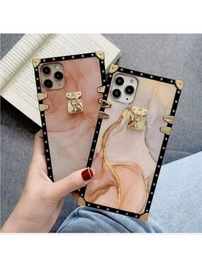 iPhone 11 Pro Phone Case Marble Gold Accents